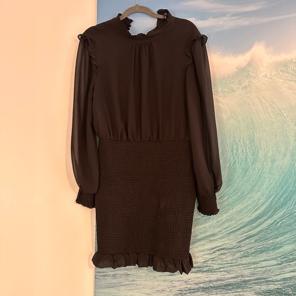 Black smocked dress - Picture 8 of 10